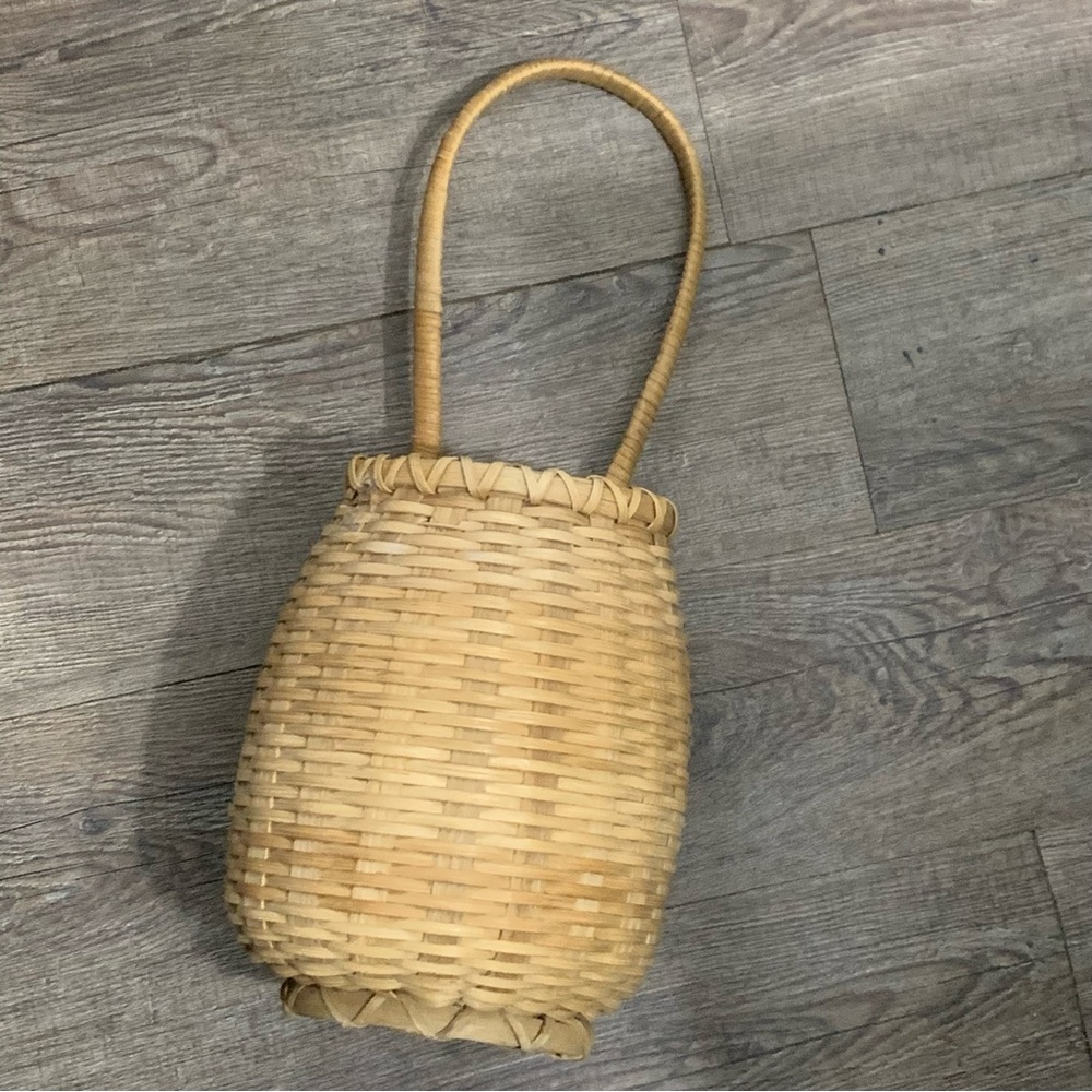 Hancock Baskets Potato Basket Handmade 18 Inches Tall With Hanging Handle